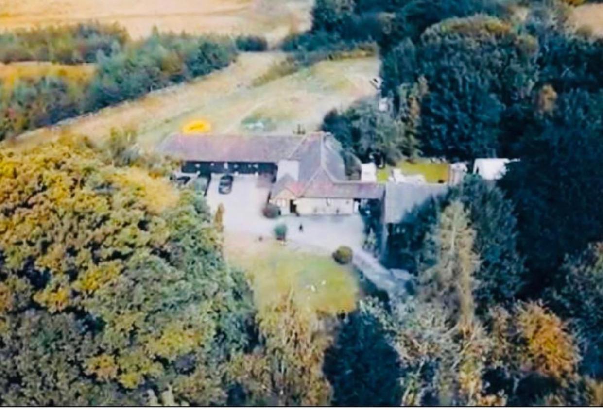 Oldlands Farmhouse Gatwick Horley Extérieur photo